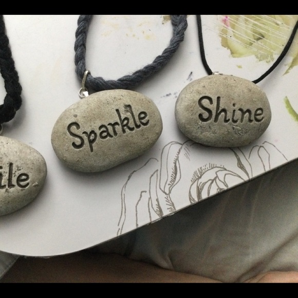 Fun, flirty necklaces for you - Picture 1 of 3